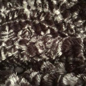 Meet your Posher, Devin